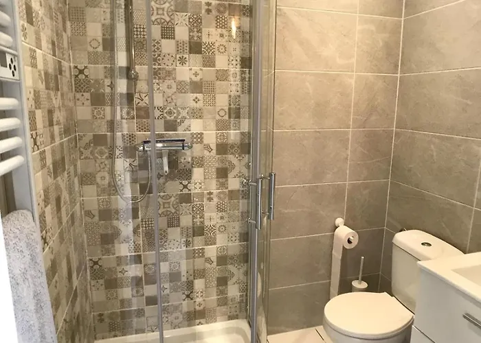 Grand Avec Parking Saulny